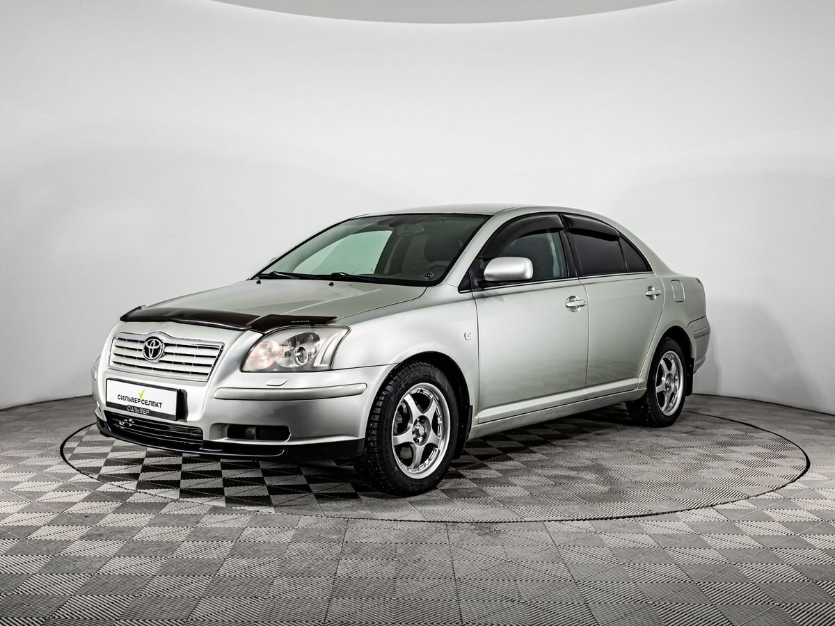Toyota Avensis II
