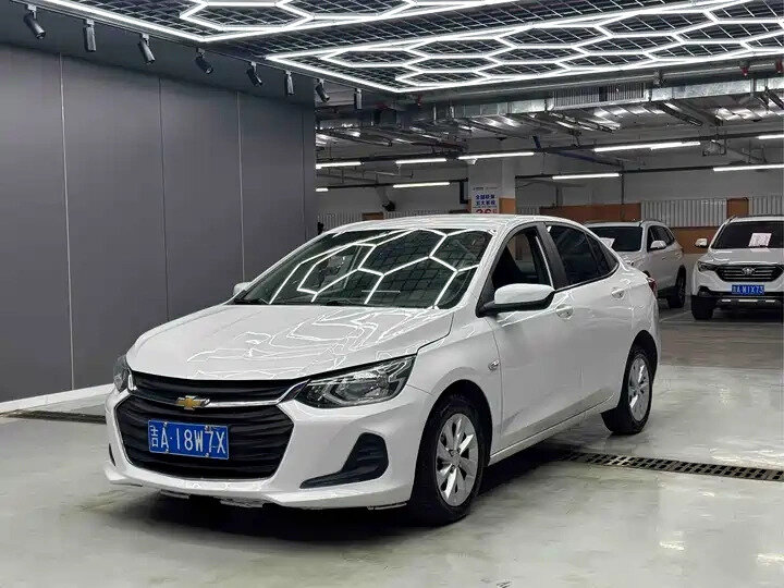 Chevrolet Onix II