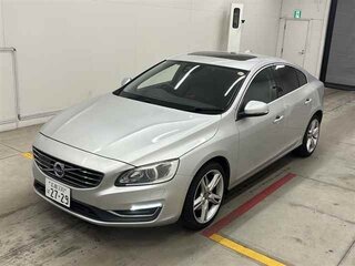 2018 Volvo S60 II Рестайлинг, серебристый, 1277505 рублей, вид 1