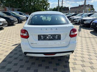 2026 Lada (ВАЗ) Granta I Рестайлинг, белый, 1017000 рублей, вид 5