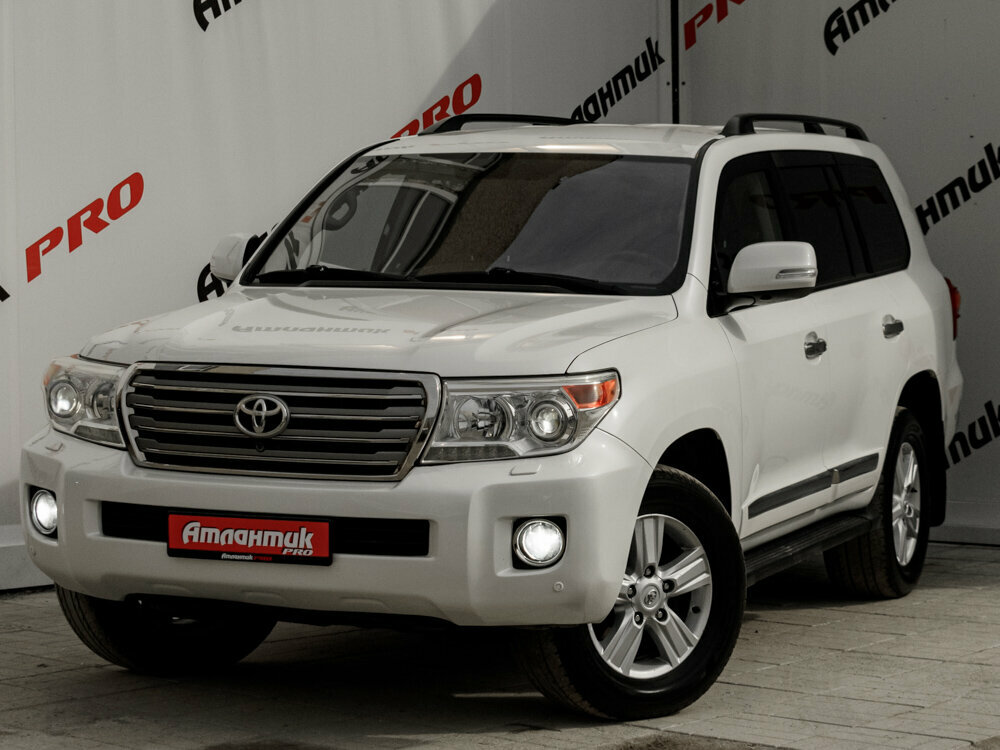 Toyota Land Cruiser 200 Series Рестайлинг 1