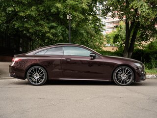 2017 Mercedes-Benz E-Класс 200 V (W213, S213, C238), красный, 4590000 рублей, вид 3