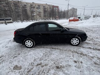 2005 Hyundai Elantra III (XD2) Рестайлинг, чёрный, 100000 рублей, вид 2