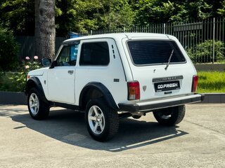 2011 Lada (ВАЗ) 2121 (4x4) I Рестайлинг, белый, 350000 рублей, вид 2