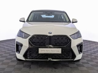 2025 BMW X2 xDrive25i II (U10), белый, 6300000 рублей, вид 5