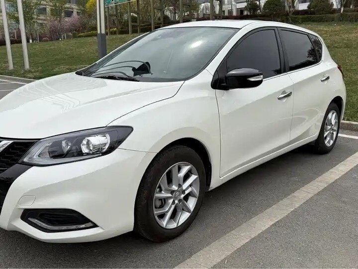 Nissan Tiida II (China Market)