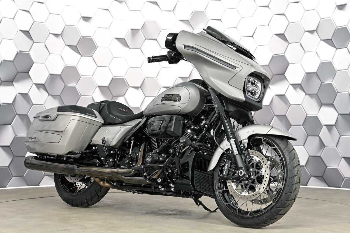 Harley-Davidson CVO Street Glide