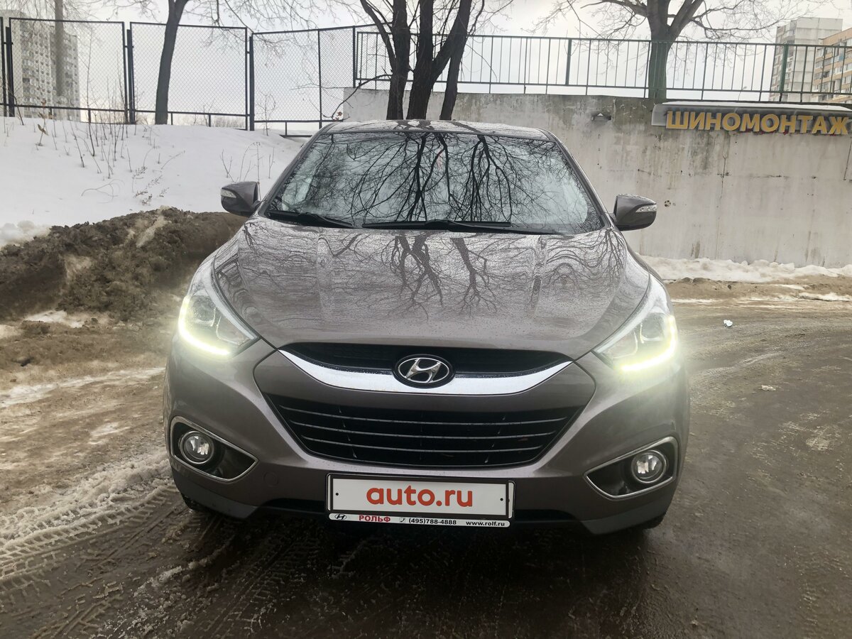 Хендай с узкими фарами