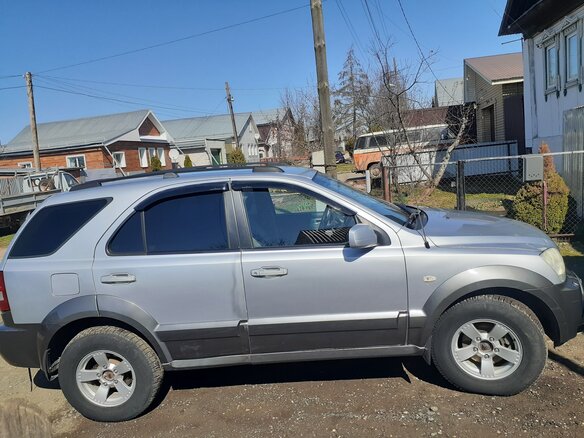 Купить б/у Kia Sorento I 2.4 MT (139 л.с.) 4WD бензин механика в ...