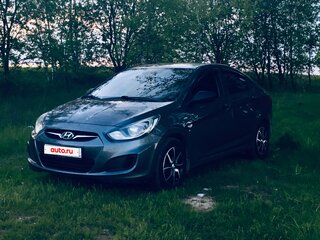 2013 Hyundai Solaris I, серый, 660000 рублей, вид 1