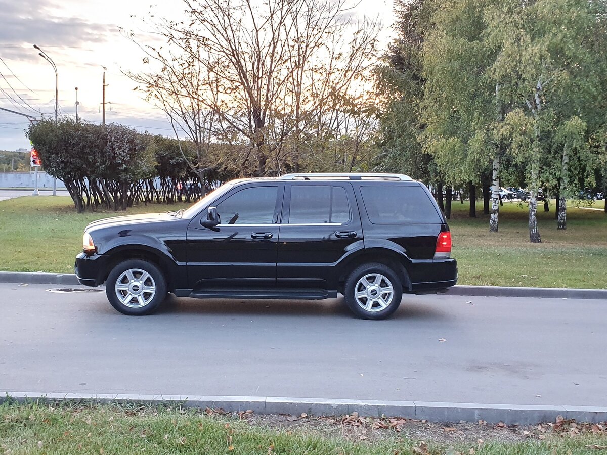 Remove auto VIN 5LMEU88H54ZJ31941 , LINCOLN AVIATOR - hideautovin