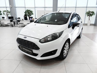 2016 Ford Fiesta Mk6 Рестайлинг, белый, 681000 рублей, вид 1