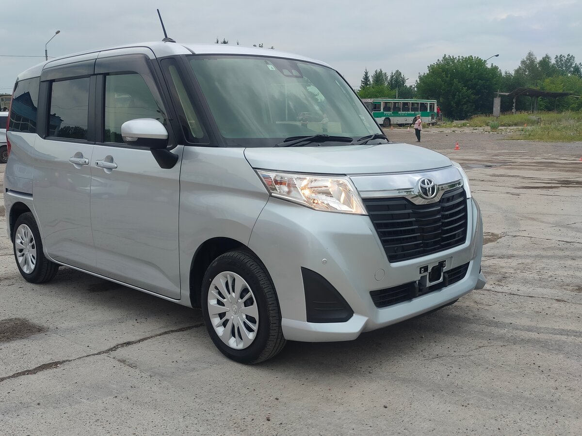 Toyota roomy 2008