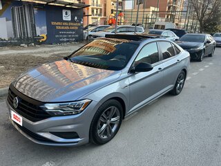 2021 Volkswagen Jetta 8-speed VII, серебристый, 2000000 рублей, вид 1