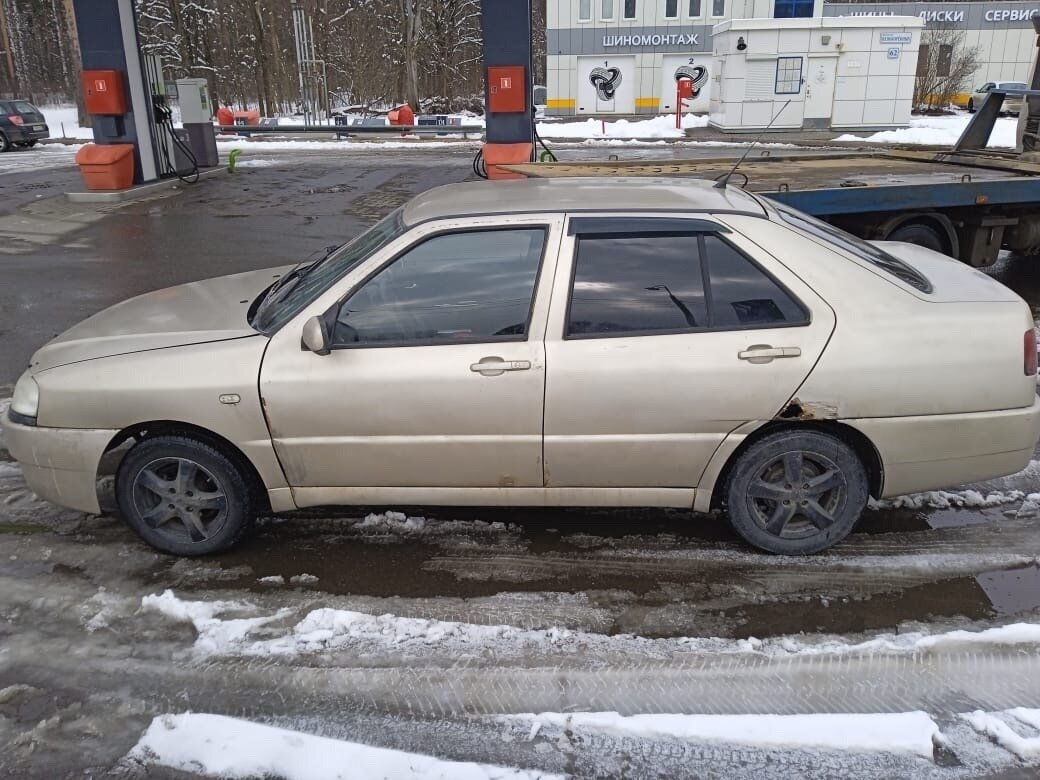 Купить б/у CHERY Amulet (A15) I 1.6 MT (88 л.с.) бензин механика в ...