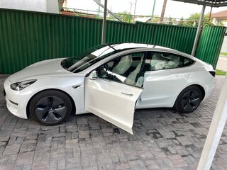 2021 Tesla Model 3 Long Range I, белый, 2600000 рублей, вид 3
