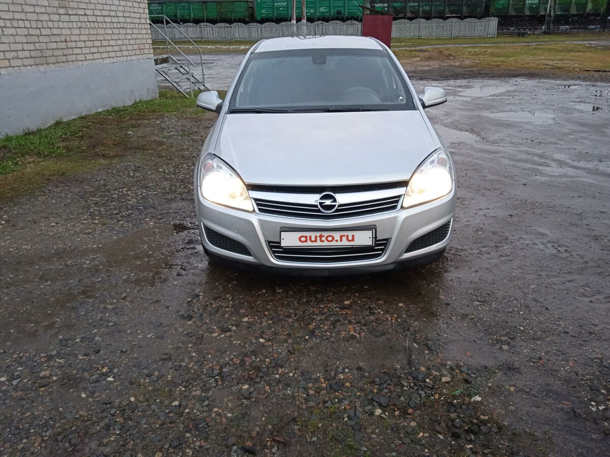 Купить б/у Opel Astra H Рестайлинг 1.8 AT (140 л.с.) бензин автомат в ...