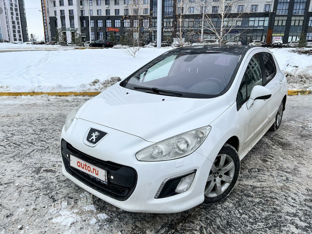 Купить б/у Peugeot 308 I 1.6 AT (120 л.с.) бензин автомат в Уфе: белый ...