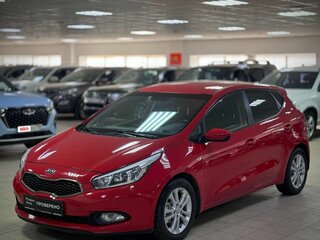 2014 Kia Ceed II, красный, 899000 рублей, вид 1