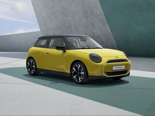 2024 Mini Hatch Cooper Electric SE IV (F65/F66/J01), жёлтый, 5690000 рублей, вид 1