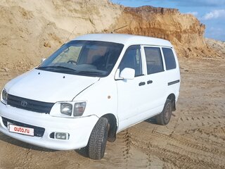2001 Toyota Town Ace III, белый, 250000 рублей, вид 1