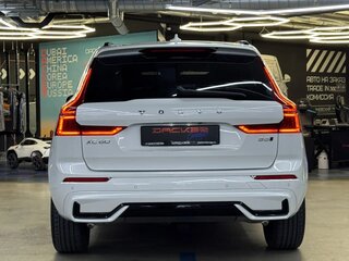 2025 Volvo XC60 II Рестайлинг 2, белый, 6750000 рублей, вид 4