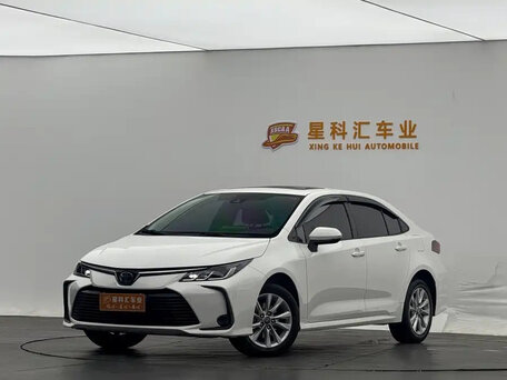 2022 Toyota Corolla XII (E210), белый, 1320000 рублей, вид 1