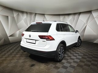 2018 Volkswagen Tiguan II, белый, 1899000 рублей, вид 2