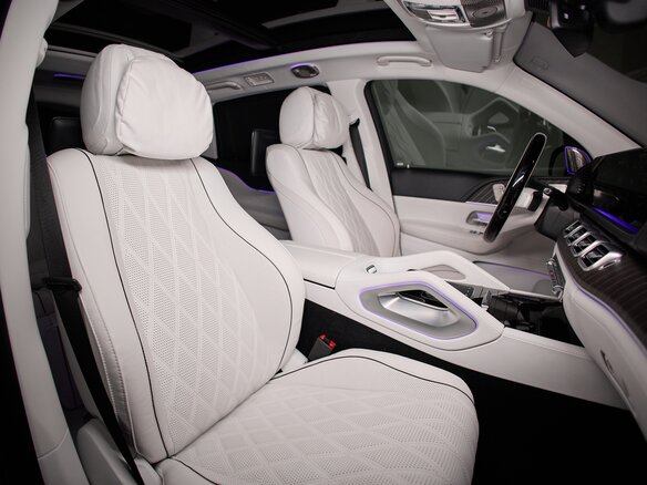 2025 Mercedes-Benz Maybach GLS 600 I Рестайлинг, чёрный, 29000000 рублей - вид 11