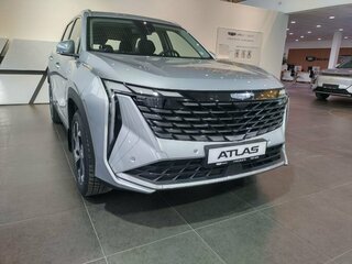 2025 Geely Atlas II, серый, 3970990 рублей, вид 3