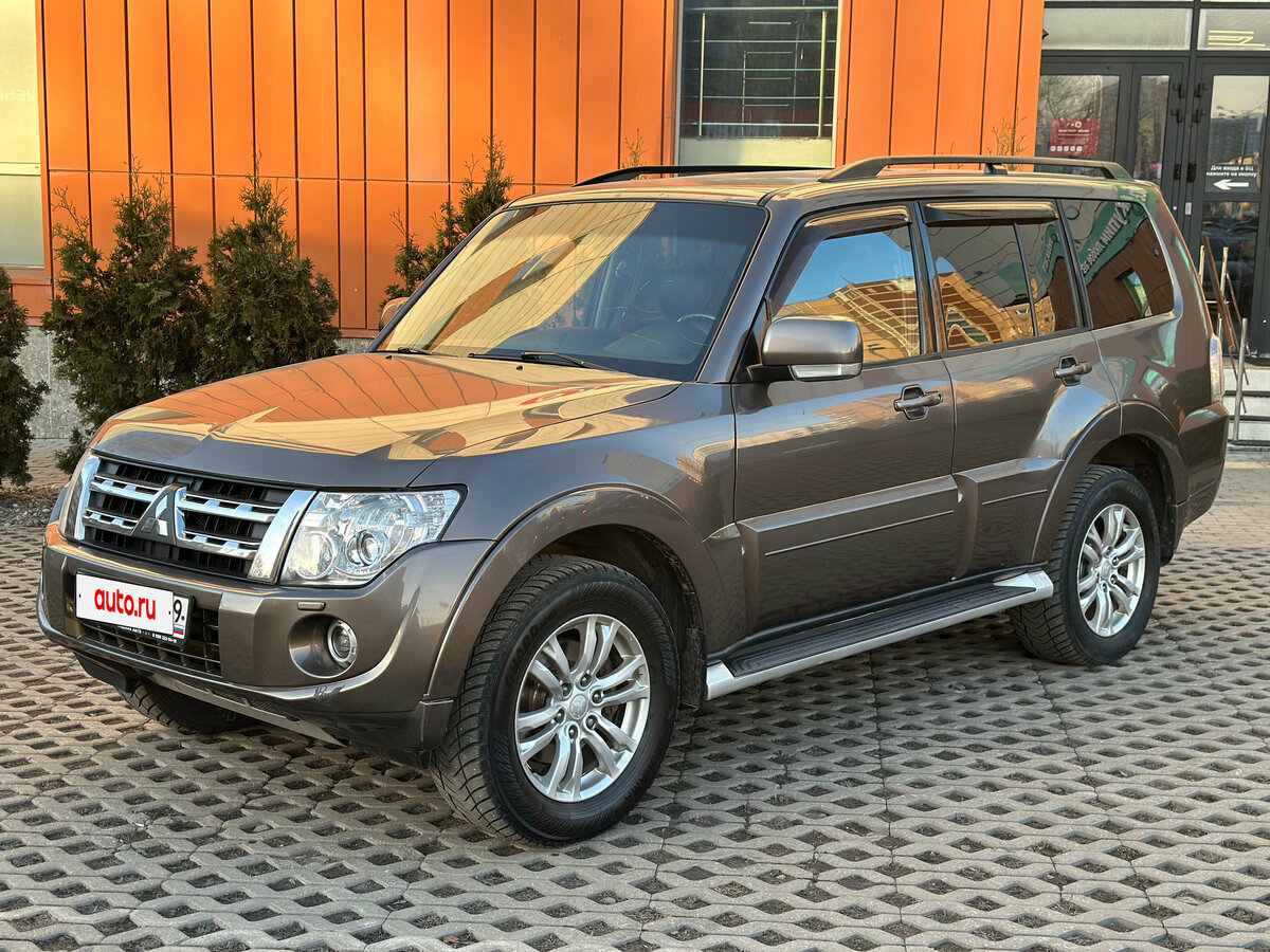 Mitsubishi Pajero IV Рестайлинг 1