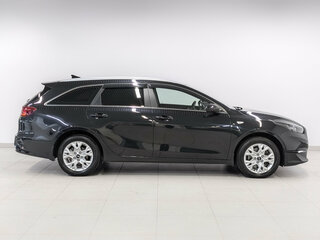 2021 Kia Ceed III Рестайлинг, чёрный, 2080000 рублей, вид 4