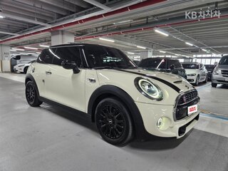 2020 Mini Hatch JCW John Cooper Works III (F55/F56) Рестайлинг, белый, 2299000 рублей, вид 1