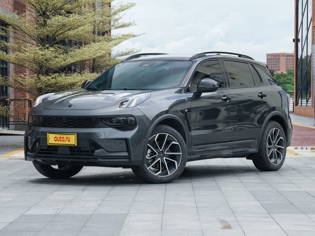 Купить б/у Lynk & Co 01 I Рестайлинг 2.0 AT (254 л.с.) 4WD бензин ...