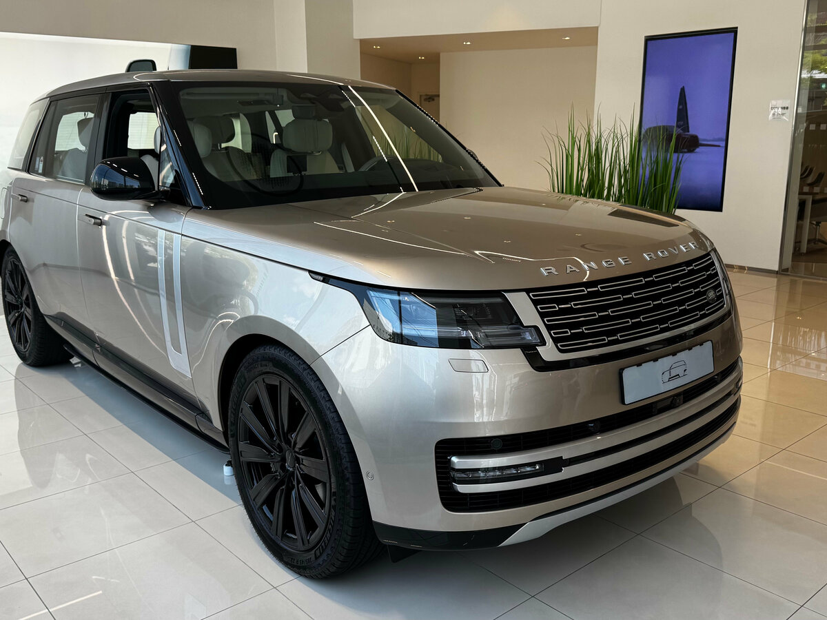 Land Rover Range Rover P530 MHEV Long V