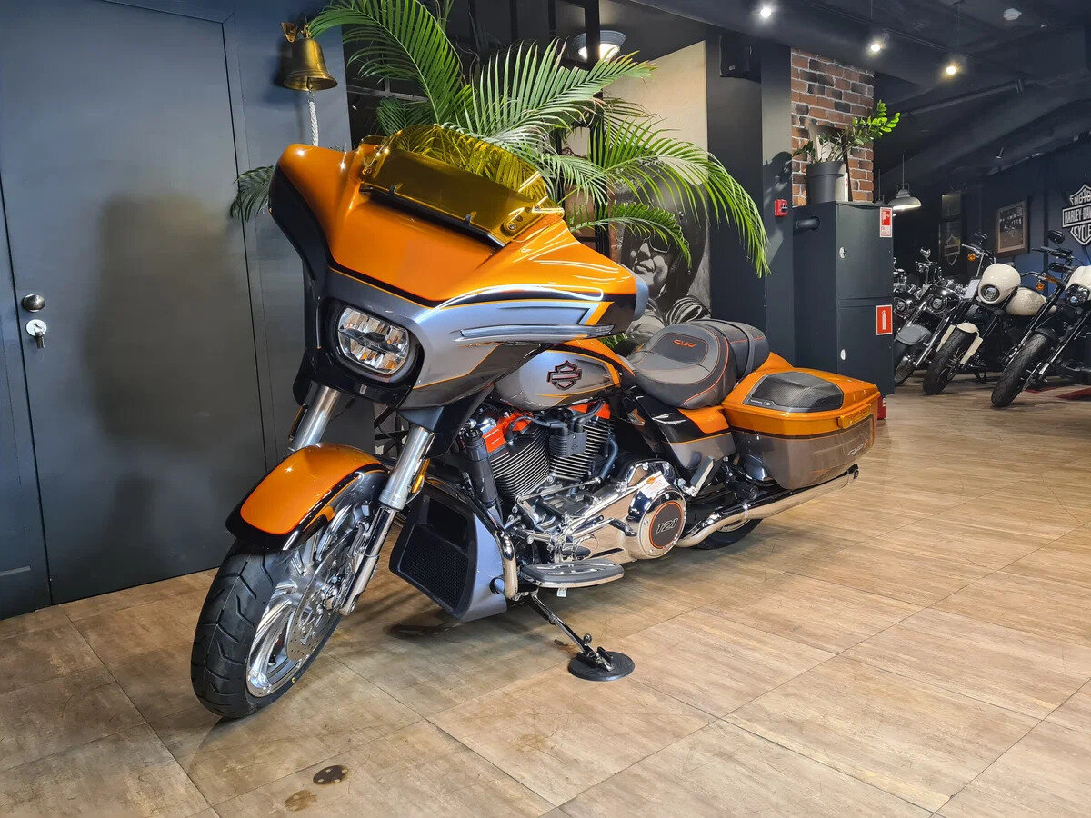 Harley-Davidson CVO Street Glide