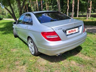 2011 Mercedes-Benz C-Класс 200 III (W204) Рестайлинг, серебристый, 1435000 рублей, вид 3