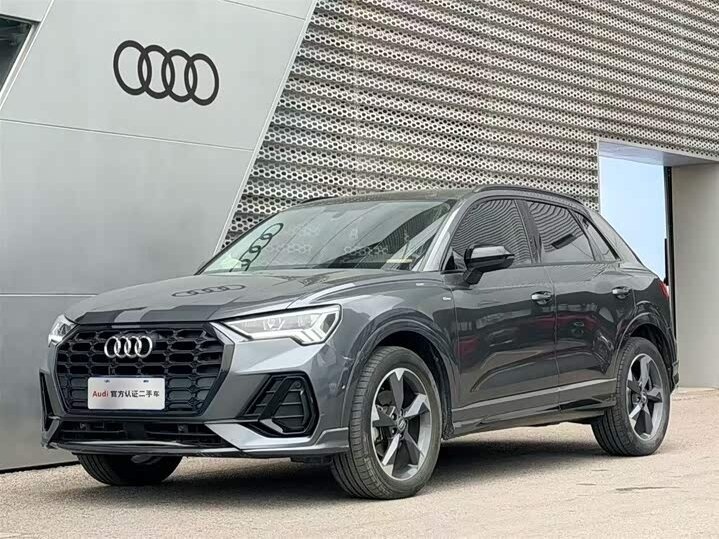 Audi Q3 II (F3)