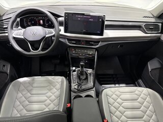 2022 Volkswagen Tayron I, чёрный, 2300000 рублей, вид 5