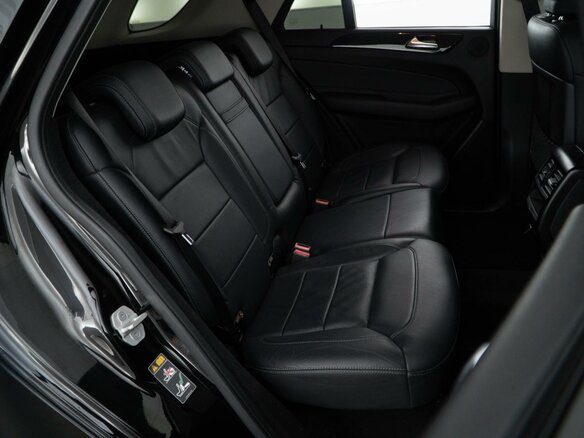 2017 Mercedes-Benz GLE 300 I (W166), чёрный, 3990046 рублей - вид 6