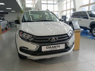 2026 Lada (ВАЗ) Granta Cross I Рестайлинг, белый, 1221000 рублей, вид 1
