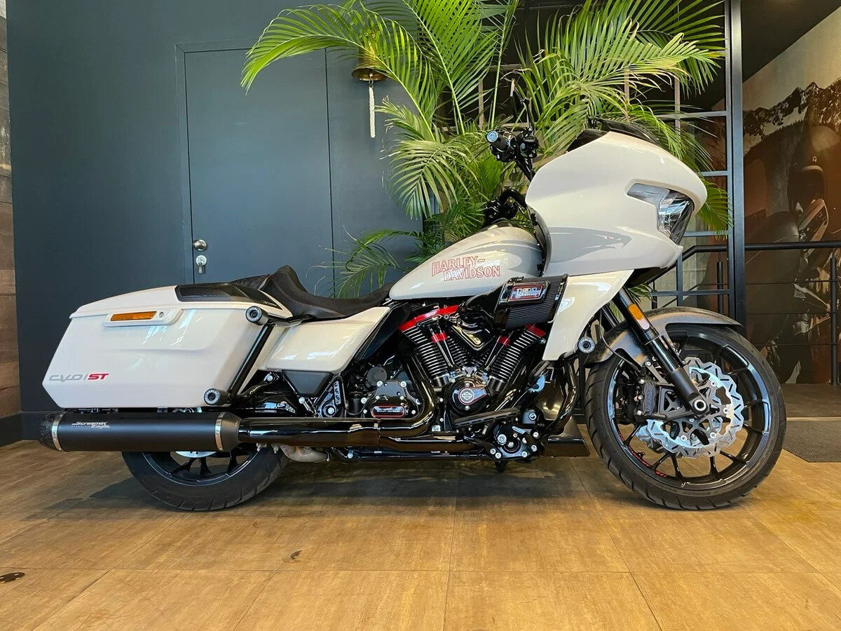 Harley-Davidson CVO Road Glide ST
