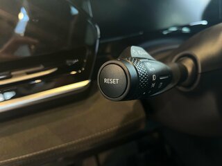 2026 Geely Monjaro I, серебристый, 4899990 рублей, вид 4