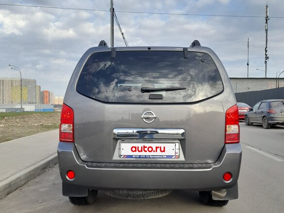 2006 Nissan Pathfinder III, серый, 1100000 рублей - вид 4