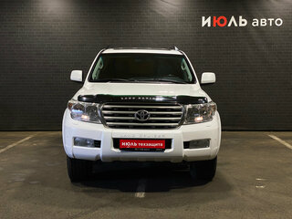 2010 Toyota Land Cruiser 200 Series, белый, 2700000 рублей, вид 2