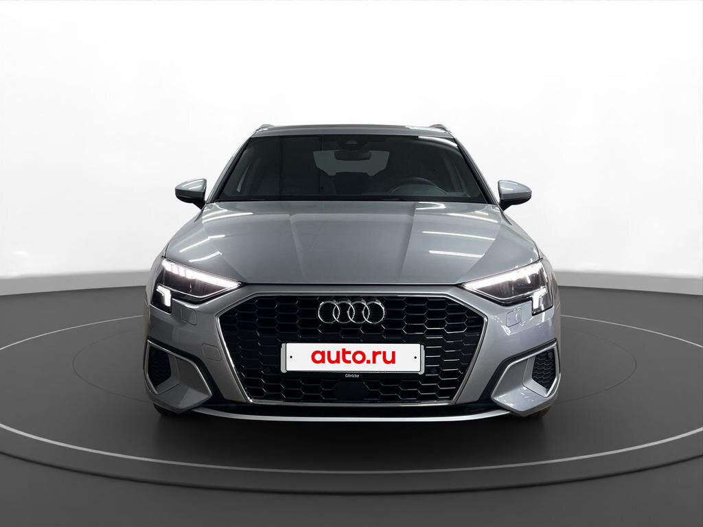 Audi A3 Sportback 35 TFSI IV (8Y)