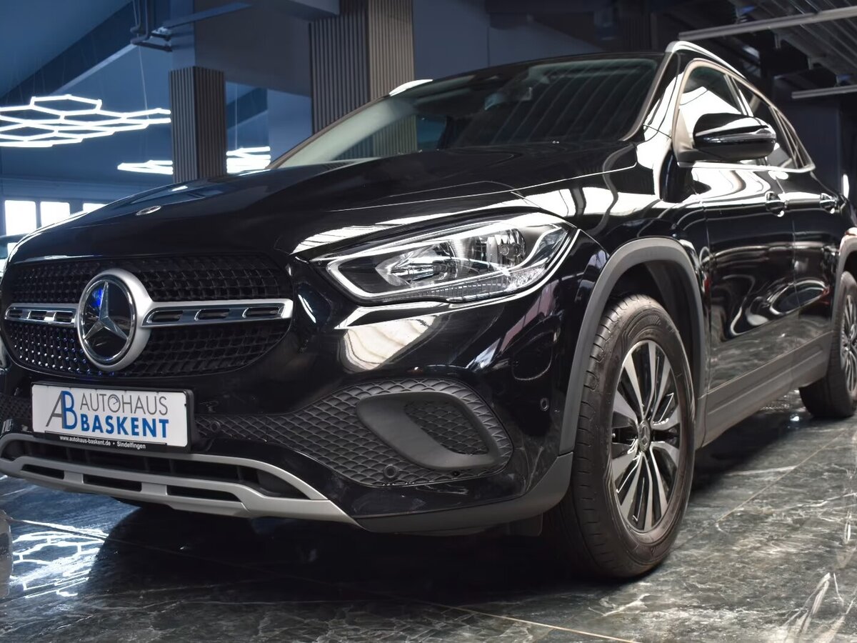 Mercedes-Benz GLA 200 II (H247)