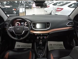 2025 Lada (ВАЗ) Vesta SW Cross I Рестайлинг (NG), серебристый, 2054000 рублей, вид 1