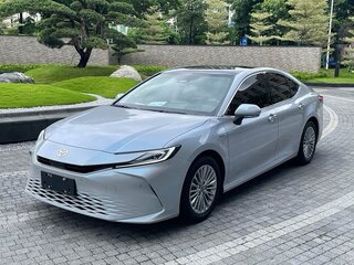 2024 Toyota Camry IX (XV80) China Market, серебристый, 3900000 рублей, вид 1