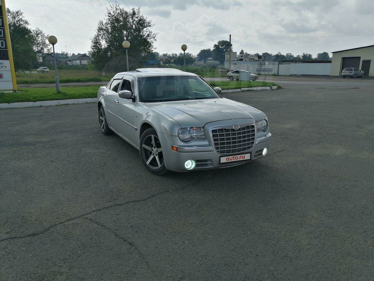 Chrysler 300c i 2004
